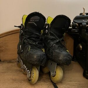 Bauer RS Youth Roller Hockey Skates size 13